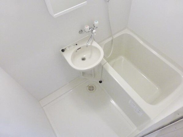 ドゥベルジュールの物件内観写真